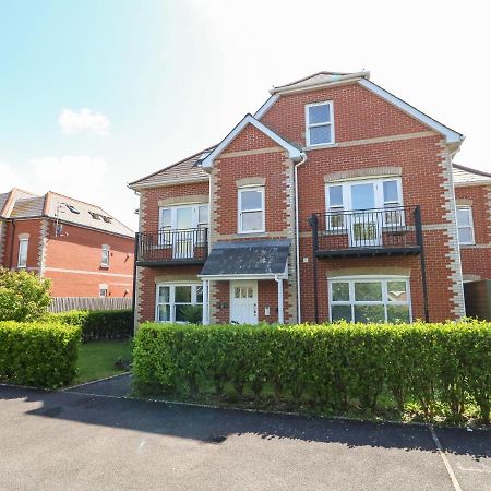 Marina Reach Weymouth Exterior foto